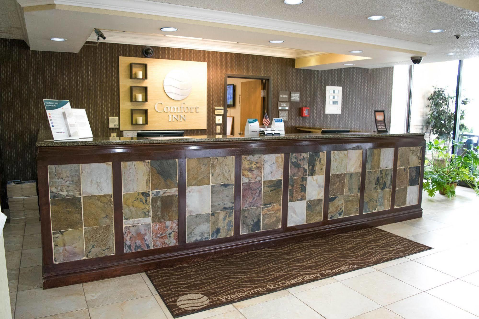 Comfort Inn Cranberry Twp Cranberry Township Exterior photo